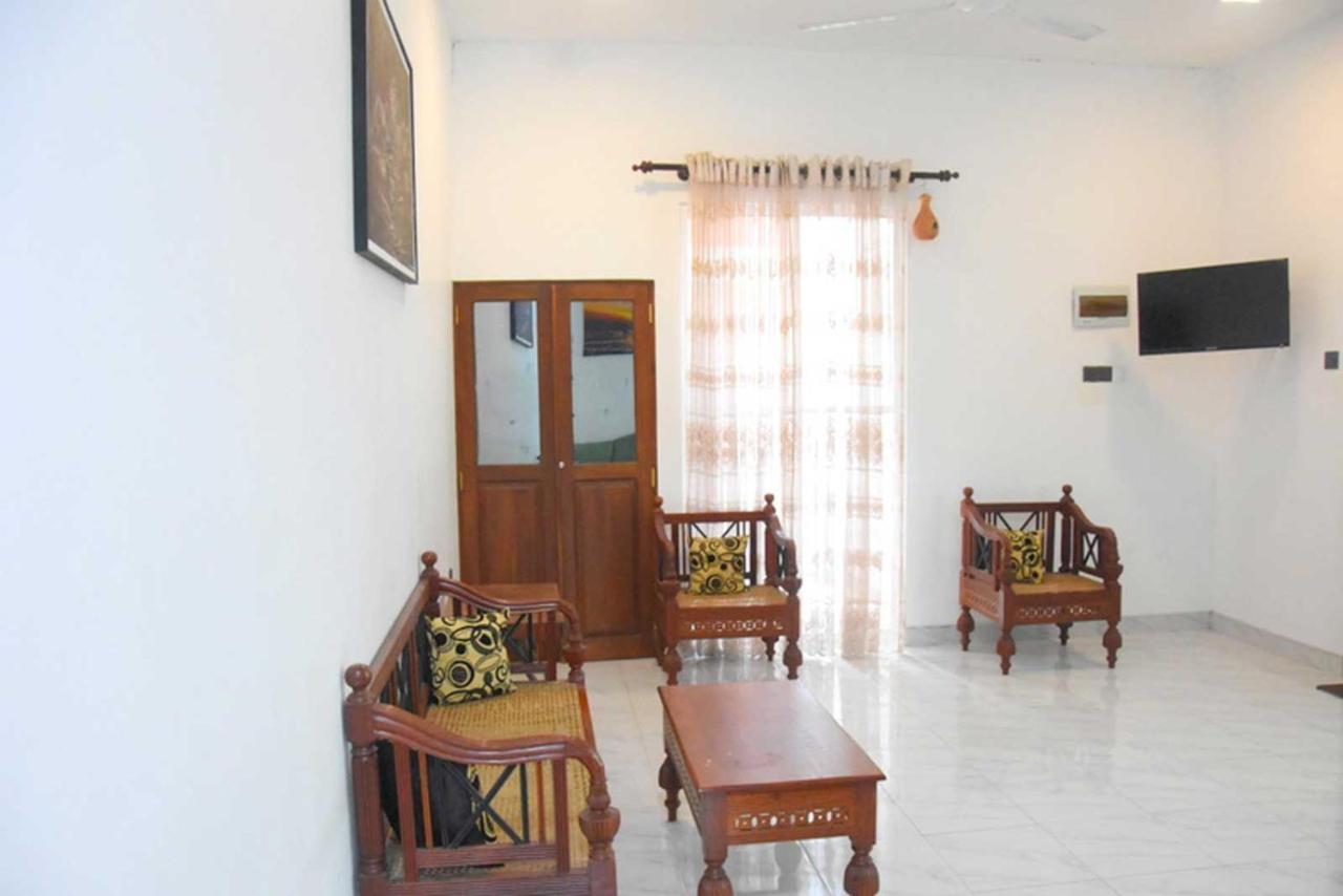Thinaya Lake Resort Anuradhapura Eksteriør bilde